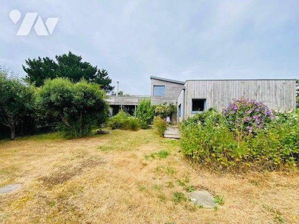 A Vendre à Trébeurden (22560) en Côtes-d'Armor (22), maison en ossature bois de 2005, d'une sur...