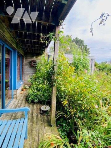 A Vendre à Trébeurden (22560) en Côtes-d'Armor (22), maison en ossature bois de 2005, d'une sur...