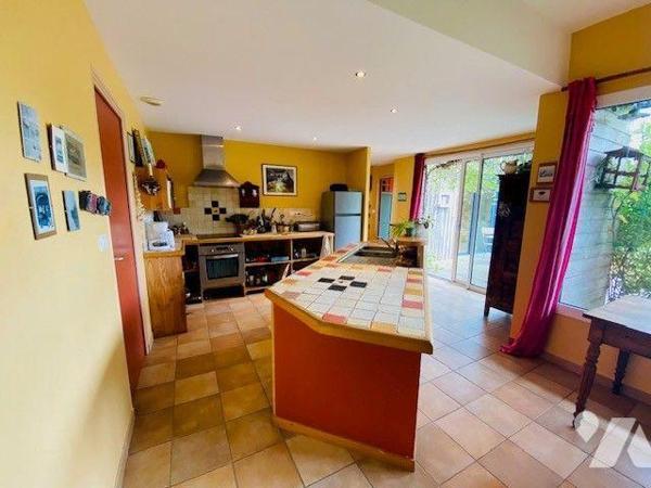 A Vendre à Trébeurden (22560) en Côtes-d'Armor (22), maison en ossature bois de 2005, d'une sur...