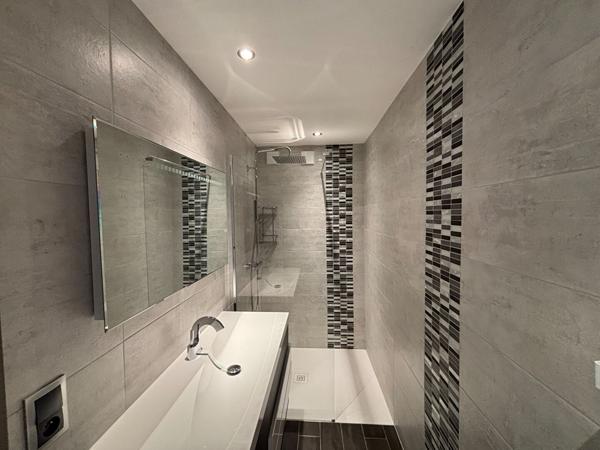 Maison 6 pièces 218 m2