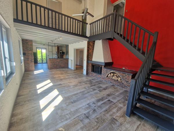 Maison 6 pièces 218 m2