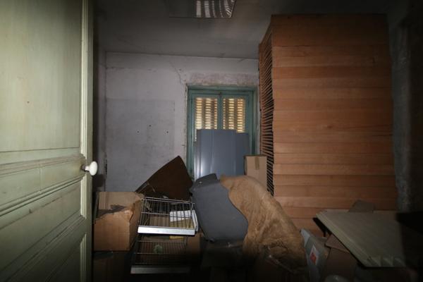 Pierrelaye (95480) A vendre à Pierrelaye corps de ferme avec maison, immeuble, hangar, terrain 478 m2