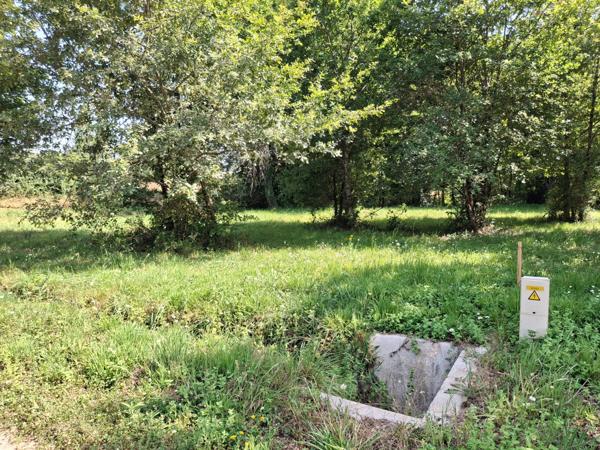 Terrain à vendre de 979,00 m² proche de CASTELJALOUX (47) lotissement 8 lots