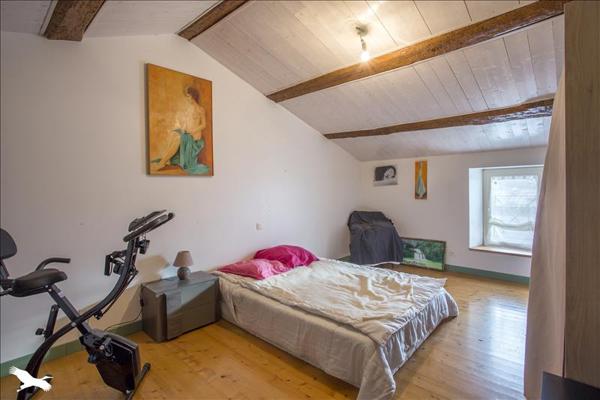 Maison à vendre |  Saint-Jean-de-Liversay |  6 pièces | 170 m²