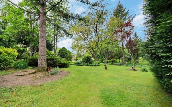 Maison à vendre    7 pièces •  Le Creusot