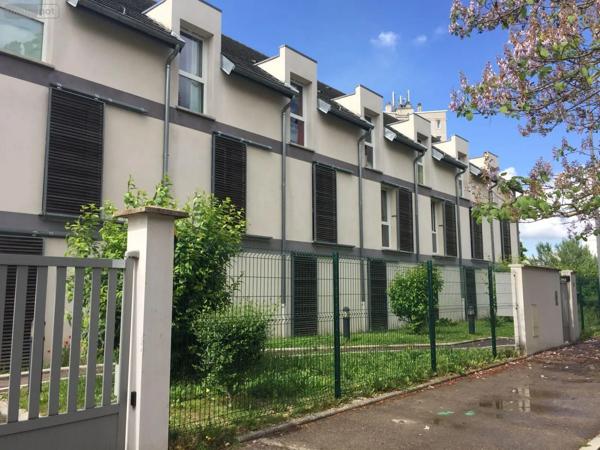 Location - Appartement Troyes 10000 1 pièce 23 m 2