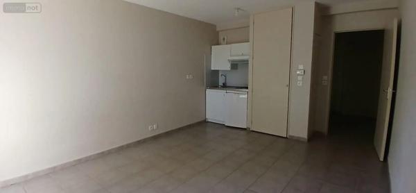 Location - Appartement Troyes 10000 1 pièce 23 m 2