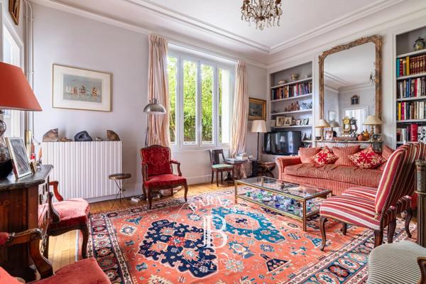 Paris 16ème, Appartement 2 Chambres -  134 m² à vendre