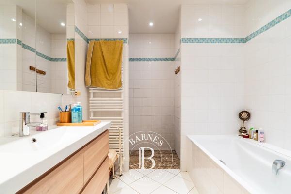 Paris 16ème, Appartement 2 Chambres -  134 m² à vendre