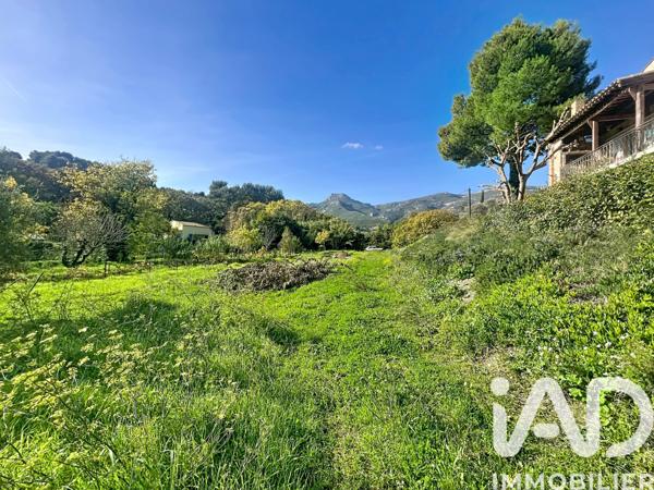 Location maison 3 pièces 79 m² Roquevaire