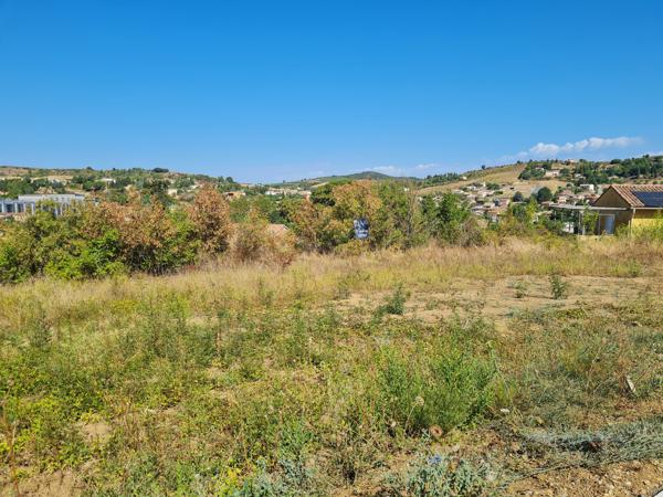 Limoux, terrain viabilisé de 1301 m²