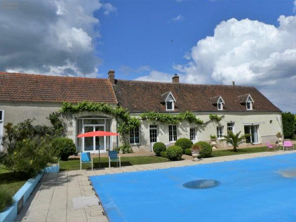 Maison à vendre à Bléré dans l'Indre-et-Loire (37150), ref : 11893/487