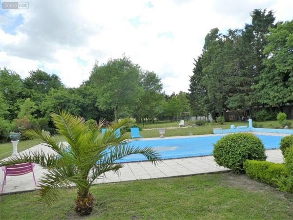Maison à vendre à Bléré dans l'Indre-et-Loire (37150), ref : 11893/487