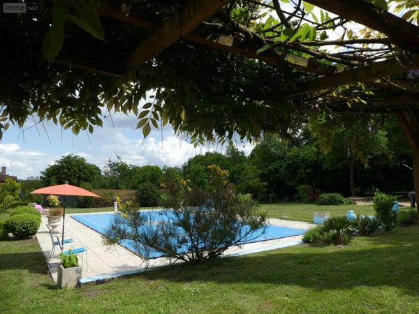 Maison à vendre à Bléré dans l'Indre-et-Loire (37150), ref : 11893/487