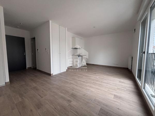 108 - Studio hyper Centre d'Orleans NEUF de 30.15 m2