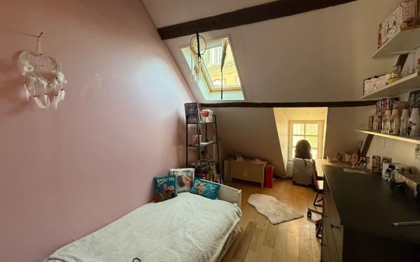 Maison à vendre    5 pièces •  Mantes-la-Jolie