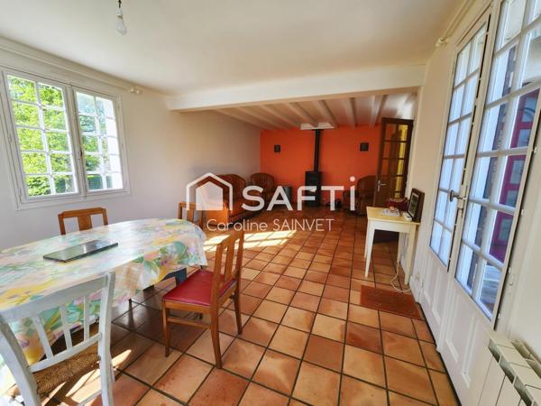 La Crèche, maison familiale environnement calme
