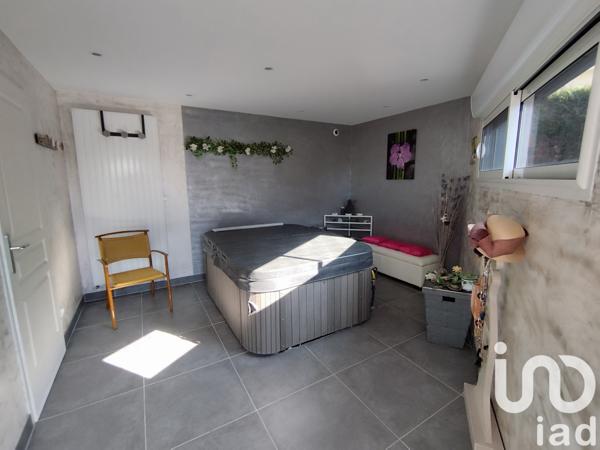 Maison à vendre 14 pièces 427 m² Forges-les-Eaux