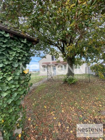 Investissement locatif / Maison rénovée divisée en 3 appartements loués / Huisseau-sur-Cosson