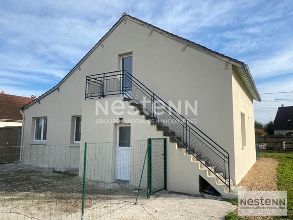 Investissement locatif / Maison rénovée divisée en 3 appartements loués / Huisseau-sur-Cosson