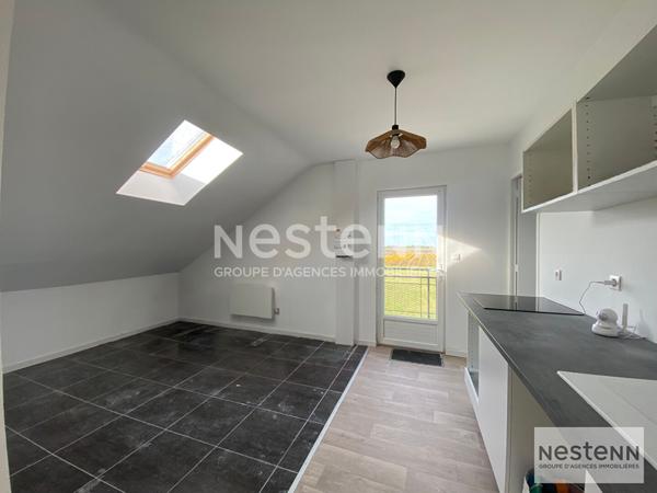 Investissement locatif / Maison rénovée divisée en 3 appartements loués / Huisseau-sur-Cosson