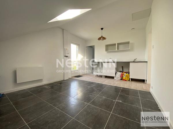 Investissement locatif / Maison rénovée divisée en 3 appartements loués / Huisseau-sur-Cosson