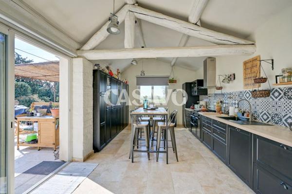 Vente Maison 14 pièces de 355m² - 13150 Tarascon