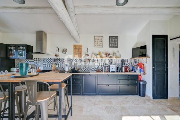 Vente Maison 14 pièces de 355m² - 13150 Tarascon
