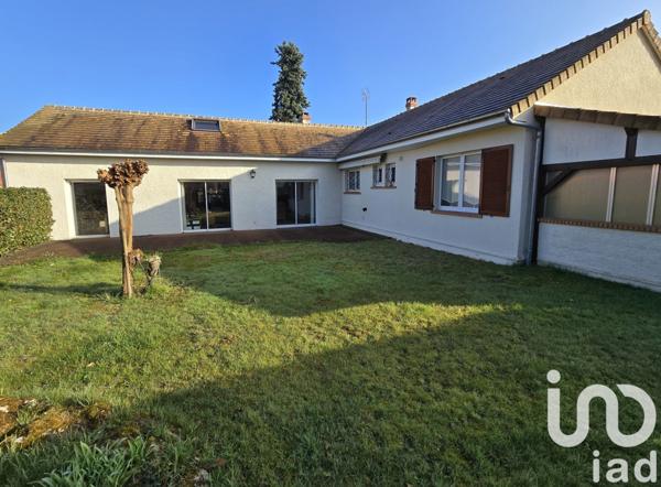 Maison 4 pièces de 133 m² à Bracieux (41250)