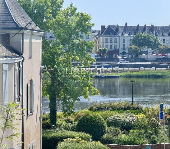 Somptueux Hôtel Particulier situé au cœur de Saumur