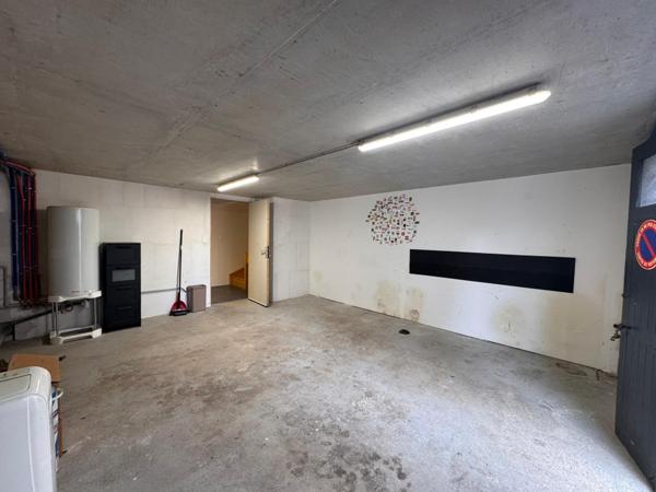 Mouroux (77120) Maison mitoyenne centre ville de Mouroux