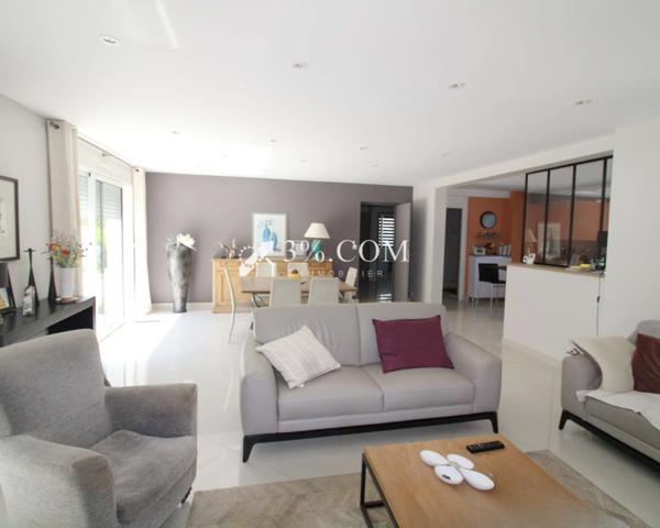 Maison 6 pièce(s) 4 chambre(s) 172 m²