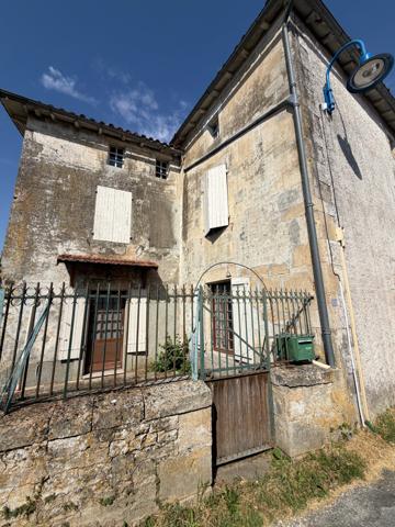 Maison au calme au coeur de Brioux