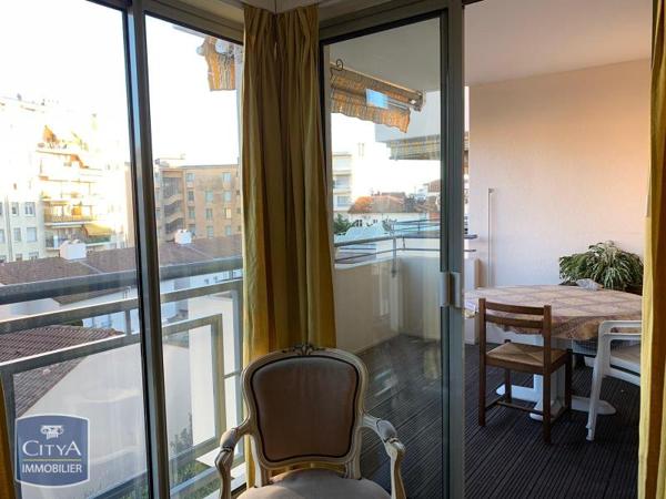 Appartement à louer 3 pièces 56.06m²