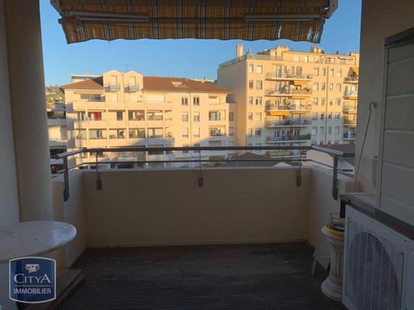 Appartement à louer 3 pièces 56.06m²