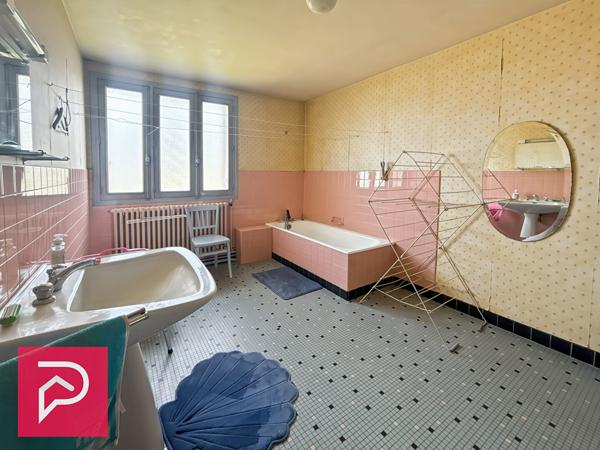 Maison 11 pièces 250 m2