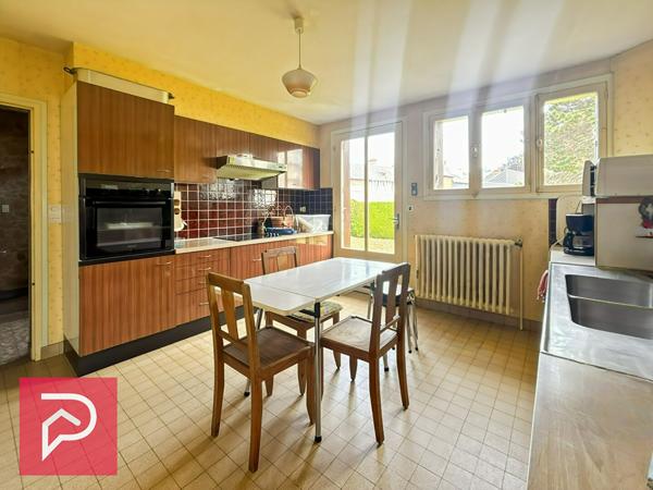 Maison 11 pièces 250 m2
