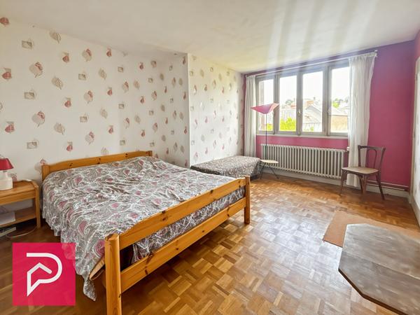 Maison 11 pièces 250 m2