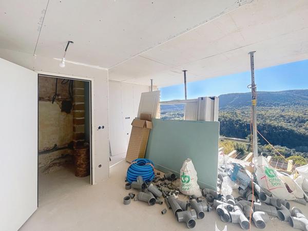 F2 neuf avec balcon, clé en main, cuisine équipée, à 20 min de la mer