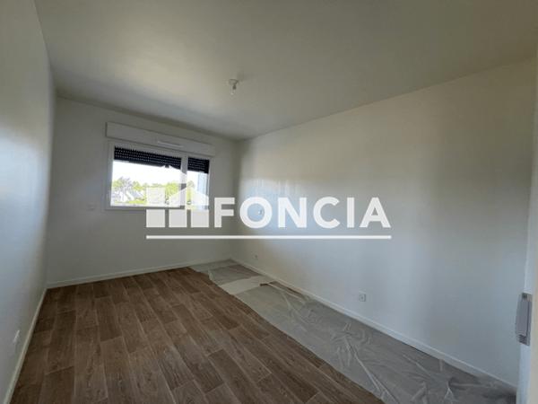 Location Appartement 4 pièces 84.41 m² - Laval 53000