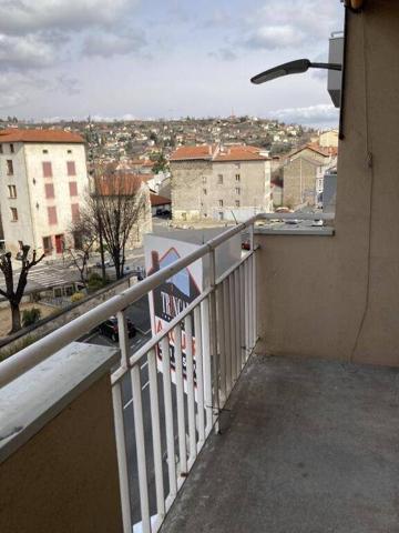 Appartement F3 /42 BLD DE LA REPUBLIQUE 43000 LE PUY EN VELAY