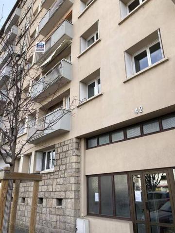 Appartement F3 /42 BLD DE LA REPUBLIQUE 43000 LE PUY EN VELAY