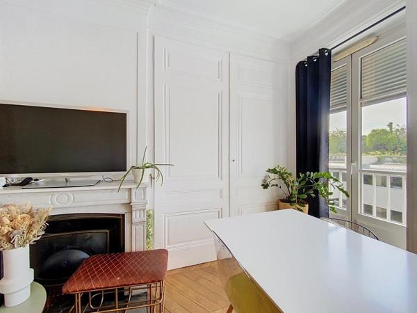 T2 NON MEUBLE – 61 M2 – 69002 – LYON