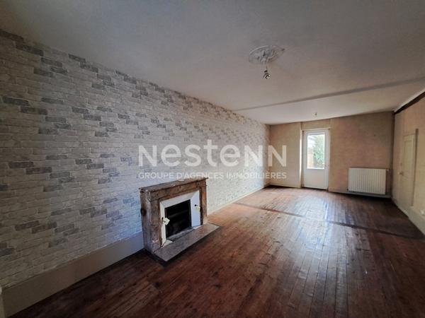 CHARMANTE MAISON DE VILLE A LA FLECHE