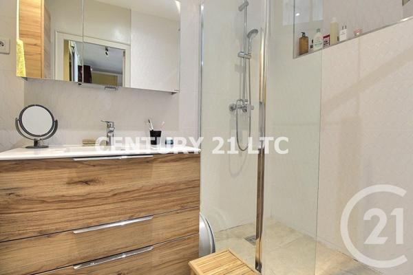 Appartement F4 à vendre  4 pièces - 80,93 m2 ST MAURICE - 94