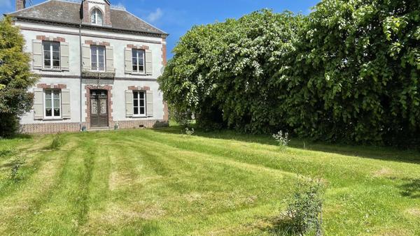 Maison
                                                                                                                                                                                                                                                                                                                        7 pièce(s)                                                                                                                                                                                                          5 chambre(s)                                                                                                                                                                                                          140  m²