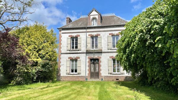 Maison
                                                                                                                                                                                                                                                                                                                        7 pièce(s)                                                                                                                                                                                                          5 chambre(s)                                                                                                                                                                                                          140  m²