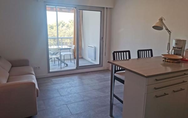 Appartement à vendre    1 pièce • 23,17 m2 Saint-Mandrier-sur-Mer