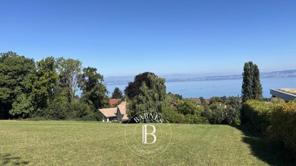 Évian-les-Bains, Terrain constructible  3 650 m² à vendre
