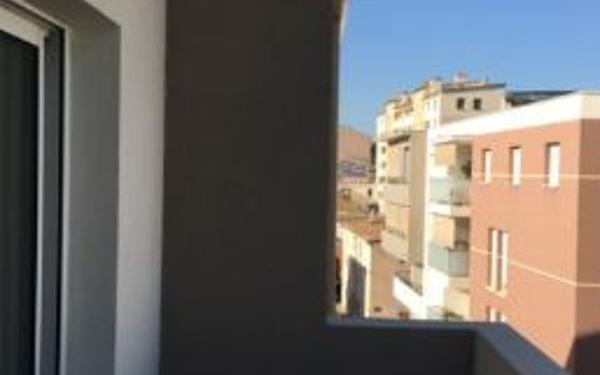 Appartement à louer    2 pièces • 36,90 m2 Nîmes